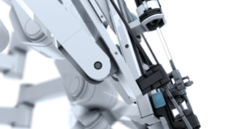 What Should I Know About Robotic Surgery for Gynecologic Cancer?