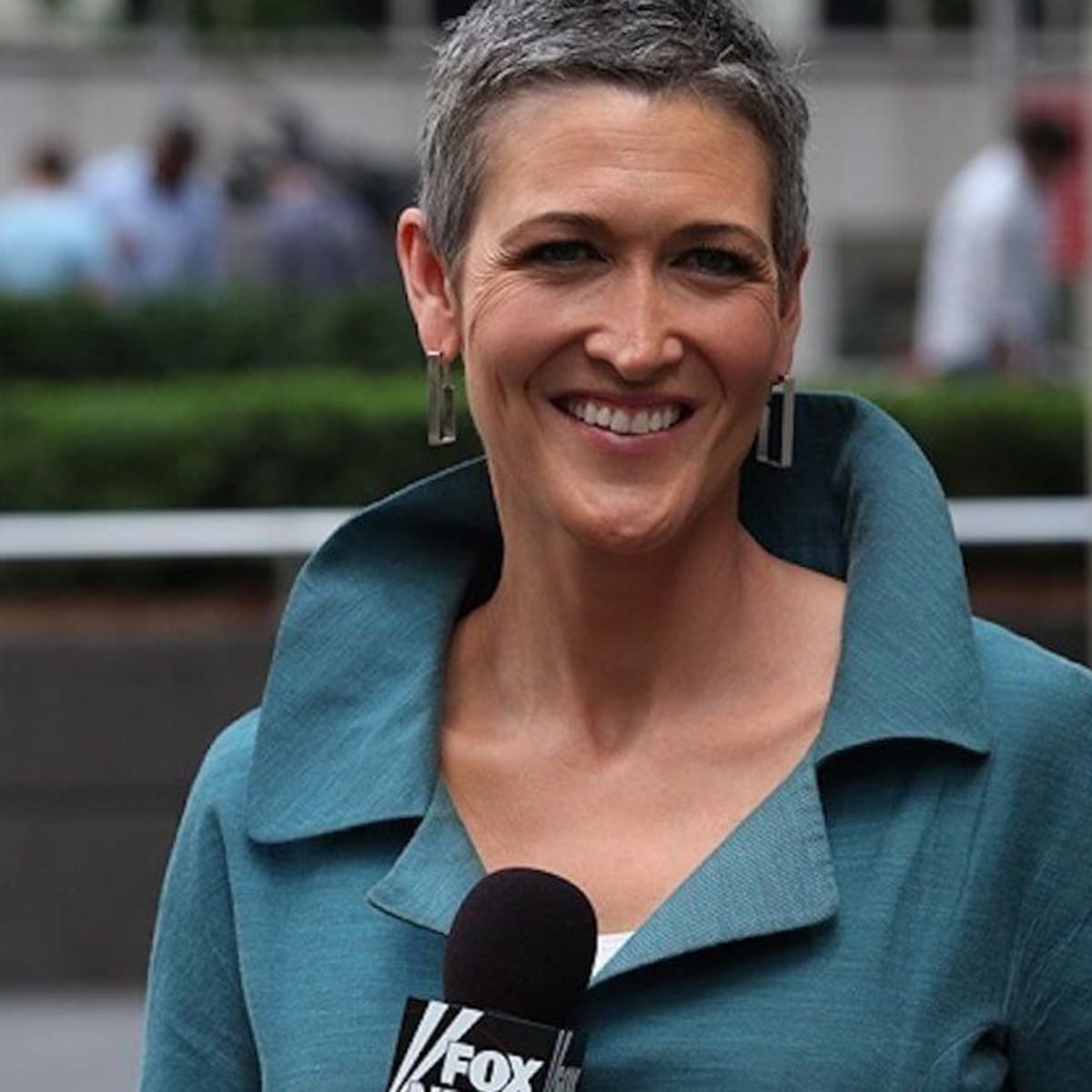 Jennifer Griffin Shares Her Story-Facing Triple Negative Breast Cancer - A  Womans Health